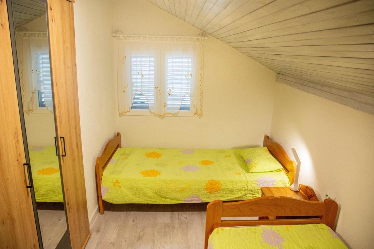 Apartments By The Sea Milna, Vis - 8895 ルカバックス エクステリア 写真