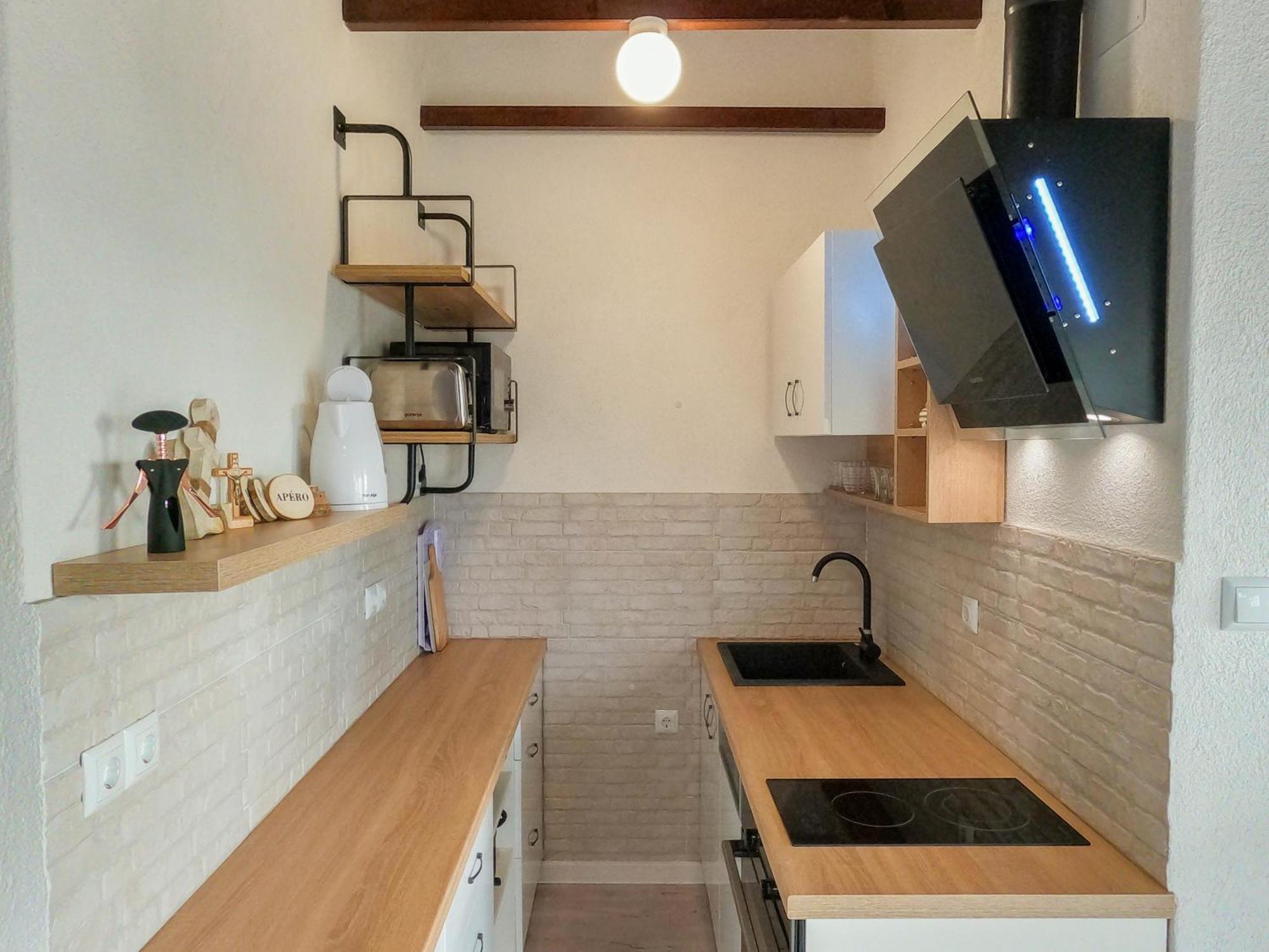 Apartments By The Sea Milna, Vis - 8895 ルカバックス 部屋 写真